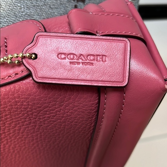 NWOT COACH Rose Pink Pebble Leather Dome Crossbody Bag - Picture 2 of 12